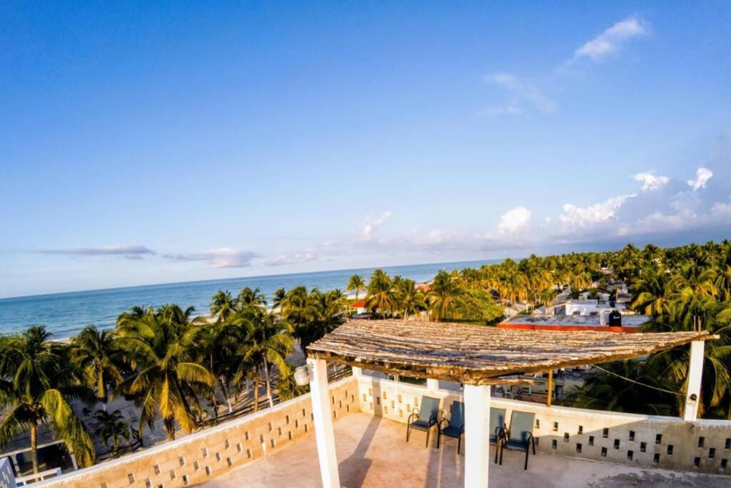 Costa Esmeralda El Cuyo Esterno foto